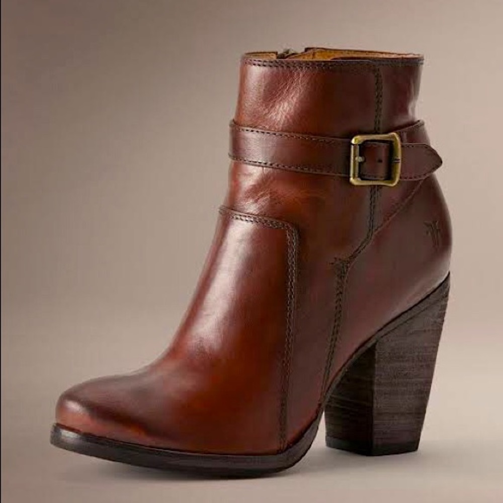 Frye Pattie Cognac Leather Belt Cute Ankle Booties - Picture 2 of 15